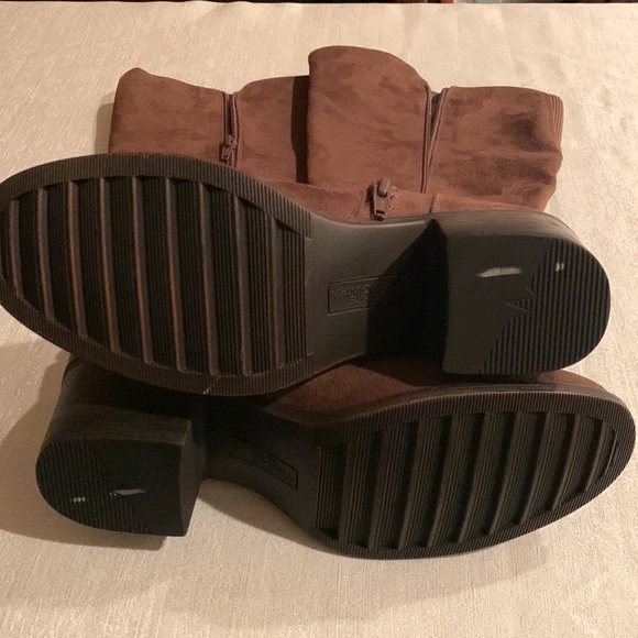 White Mountain Women’s Paulina Tall Knee High Brown Waxy Suedette Boots Size 9 - Picture 16 of 16